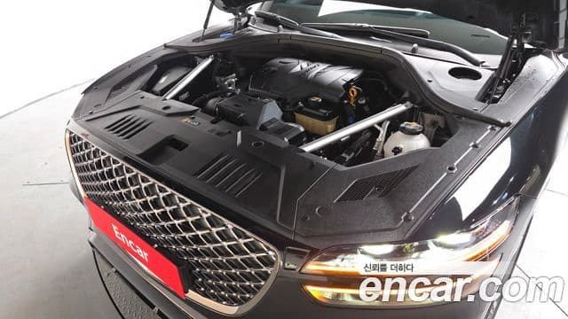 Genesis GV70, 2021 6