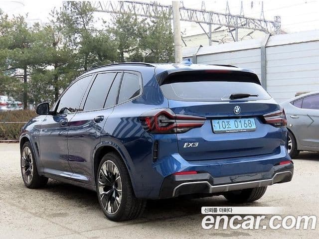 BMW iX3 M Sport, 2022 3