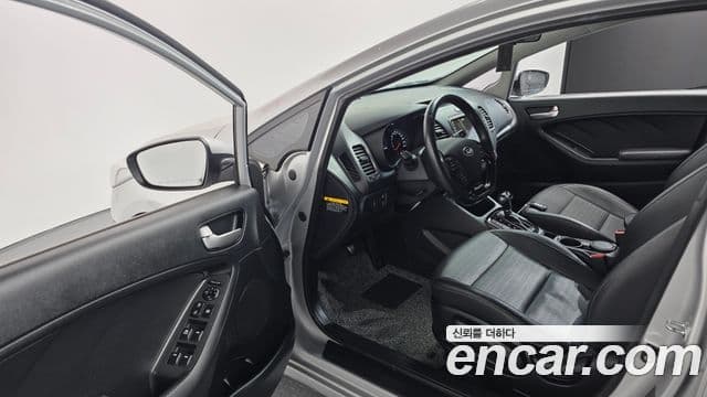 Kia The / новый New K3 Trendy, 2016 11