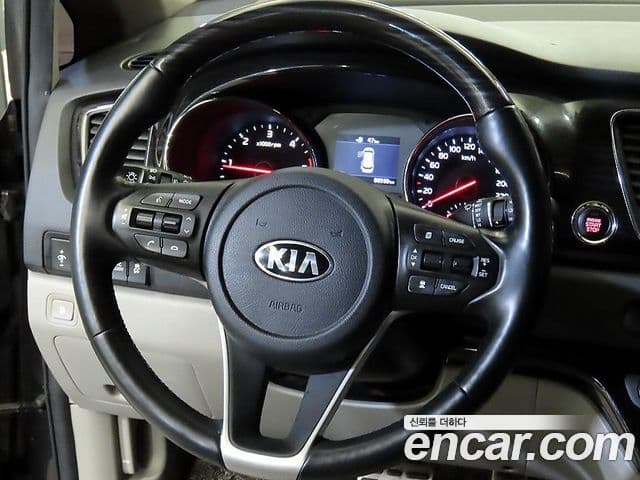 Kia The / новый New Carnival Prestige, 2020 10