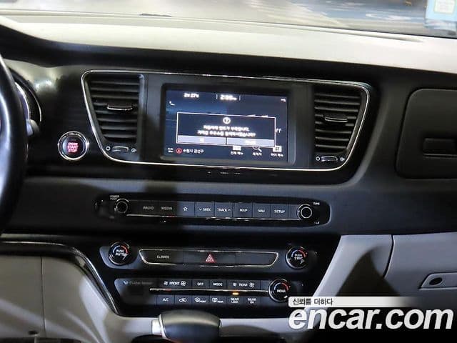 Kia The / новый New Carnival Prestige, 2020 11