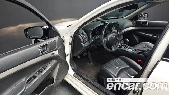 Infiniti G25 V36, 2013 10