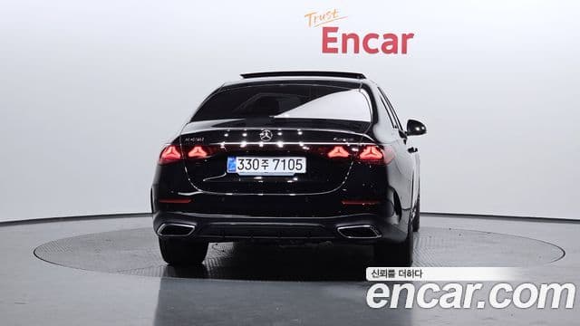 Mercedes-Benz E-класс W214 AMG Line, 2026 4