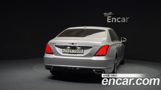 Genesis EQ900 Prestige, 2016 4