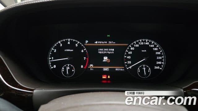 Genesis EQ900 Prestige, 2016 8