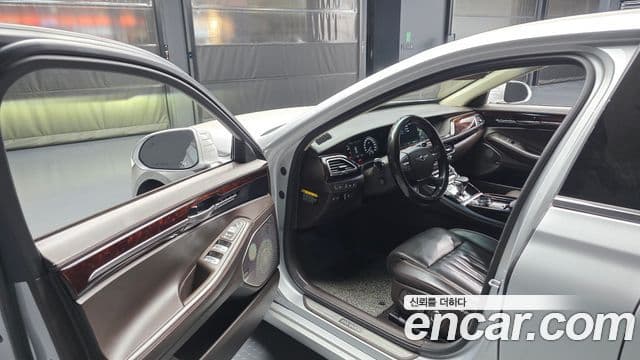 Genesis EQ900 Prestige, 2016 10