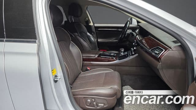 Genesis EQ900 Prestige, 2016 11