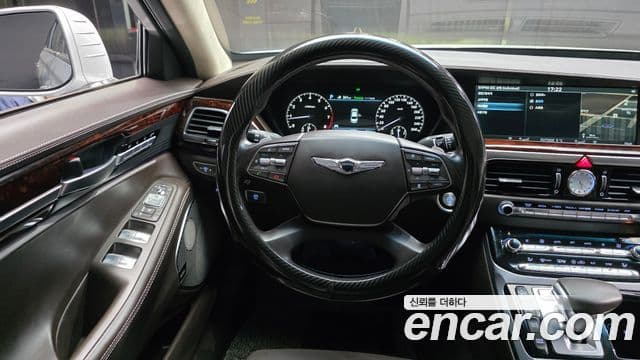 Genesis EQ900 Prestige, 2016 13