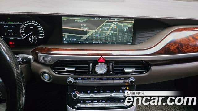 Genesis EQ900 Prestige, 2016 14