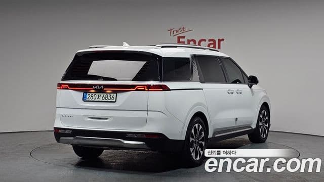 Kia Carnival 4세대 Signature, 2022 2