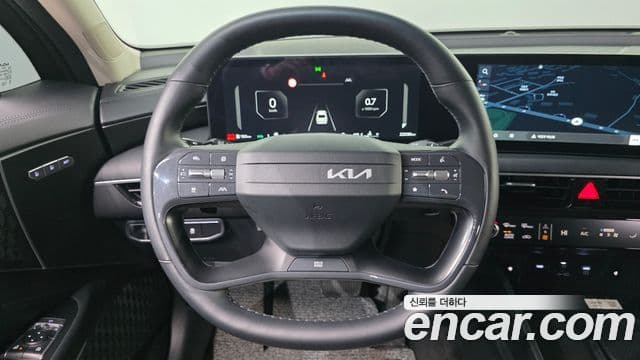 Kia The / новый New K8 Noblesse, 2025 14