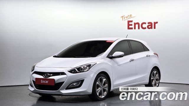 Hyundai i30(новый кузов / новое поколение) дизель 1.6 VGT Extreme, 2012 11