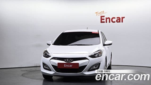 Hyundai i30(новый кузов / новое поколение) дизель 1.6 VGT Extreme, 2012 3