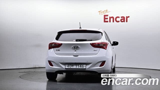 Hyundai i30(новый кузов / новое поколение) дизель 1.6 VGT Extreme, 2012 4