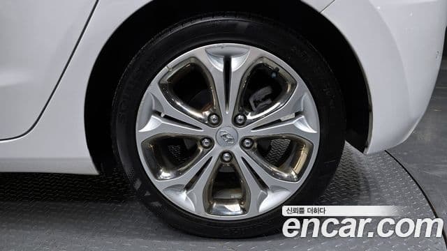 Hyundai i30(новый кузов / новое поколение) дизель 1.6 VGT Extreme, 2012 все фото