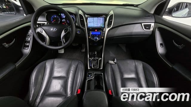 Hyundai i30(новый кузов / новое поколение) дизель 1.6 VGT Extreme, 2012 7