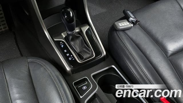 Hyundai i30(новый кузов / новое поколение) дизель 1.6 VGT Extreme, 2012 9