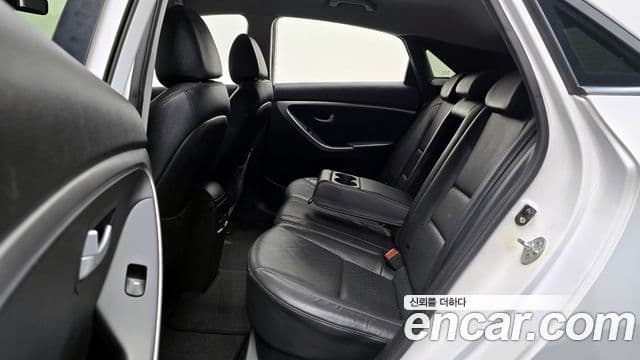 Hyundai i30(новый кузов / новое поколение) дизель 1.6 VGT Extreme, 2012 13