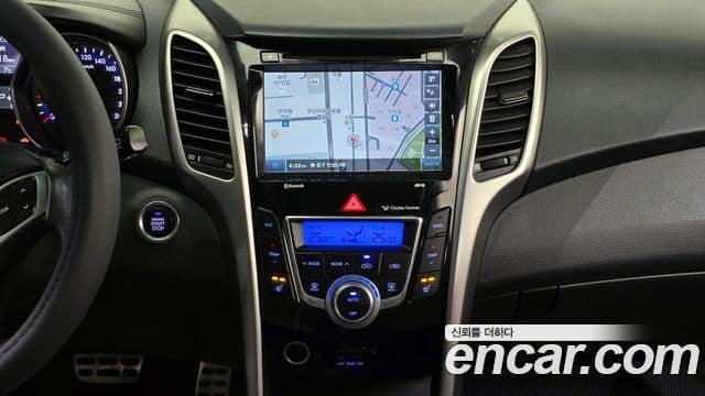 Hyundai i30(новый кузов / новое поколение) дизель 1.6 VGT Extreme, 2012 18