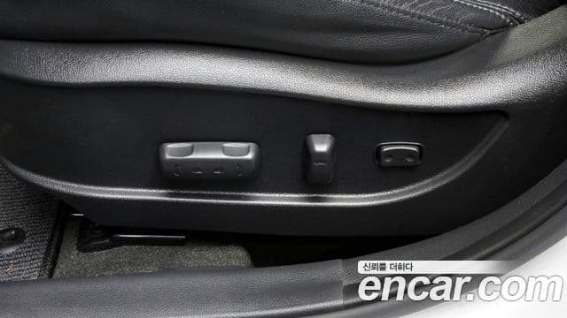 Hyundai i30(новый кузов / новое поколение) дизель 1.6 VGT Extreme, 2012 19