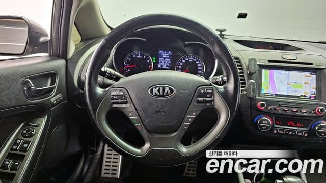 Kia K3 Noblesse, 2013 13