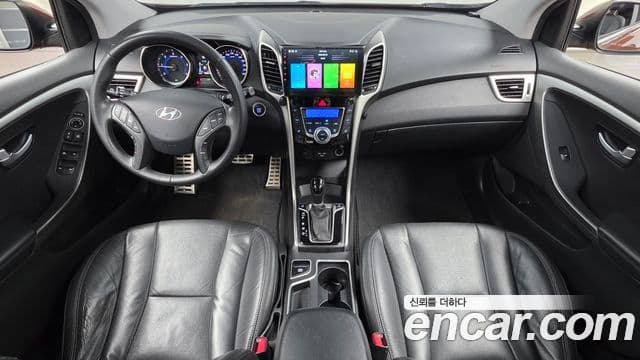 Hyundai i30(новый кузов / новое поколение) дизель 1.6 VGT Extreme, 2012 7