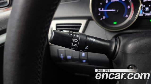 Hyundai i30(новый кузов / новое поколение) дизель 1.6 VGT Extreme, 2012 18