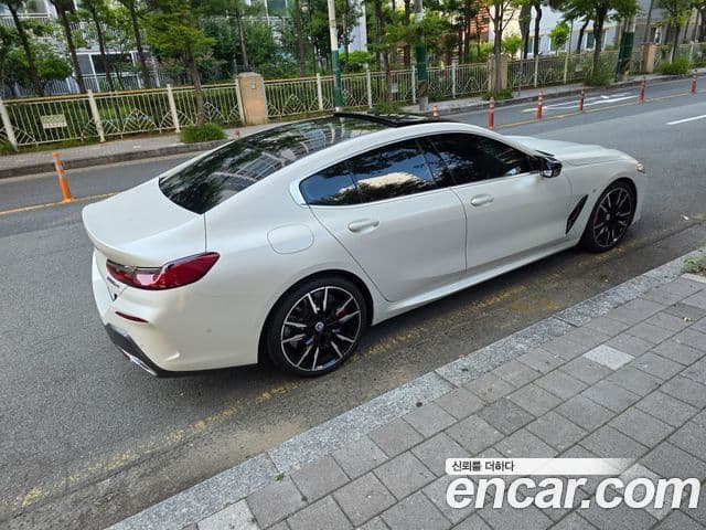 BMW 8시리즈 (G15) M850i xDrive Gran Coupe, 2023 6