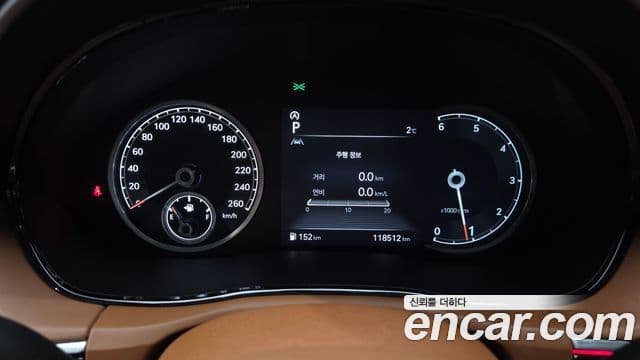 Genesis GV70, 2021 8