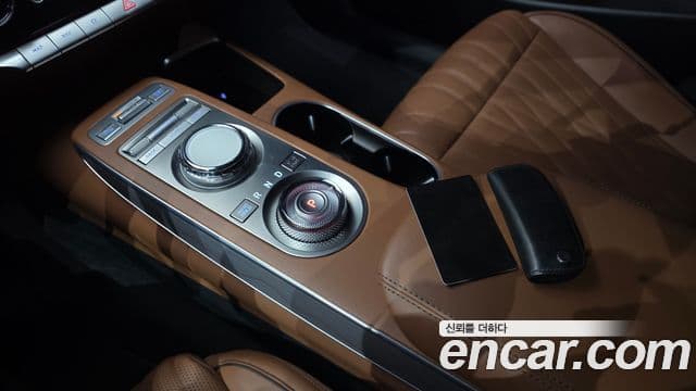 Genesis GV70, 2021 9