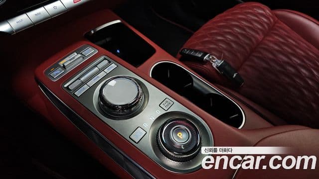 Genesis GV70, 2023 9