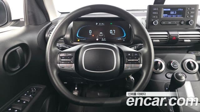 Hyundai Casper Smart, 2023 13