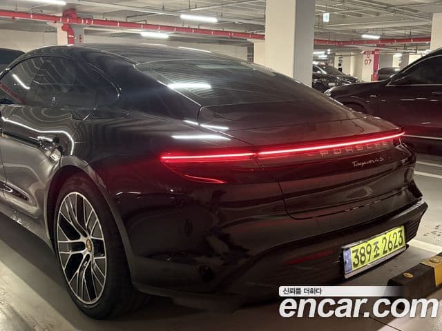 Porsche 타이칸 4S, 2024 4