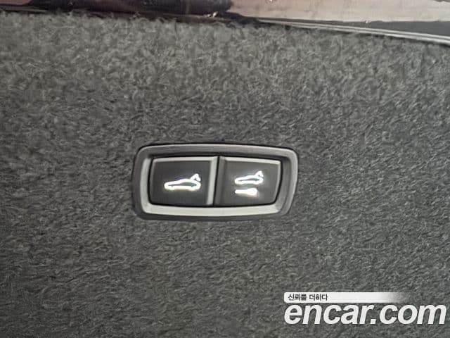 Porsche 타이칸 4S, 2024 17