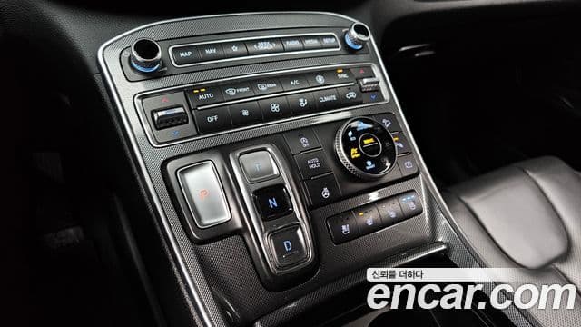 Hyundai The / новый New Santa Fe Exclusive, 2022 9