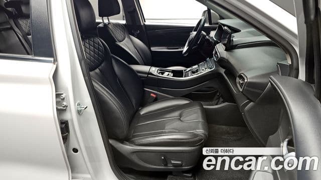 Hyundai The / новый New Santa Fe Exclusive, 2022 10