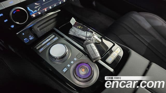 Genesis G80 (RG3) бензин 2.5 турбо AWD, 2024 9