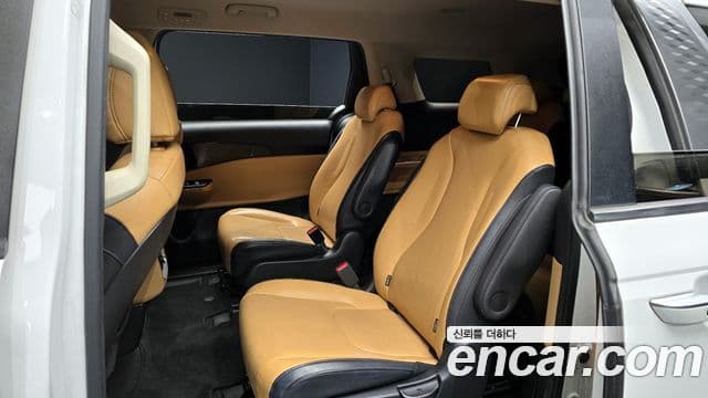 Kia Carnival 4세대 Prestige, 2022 12