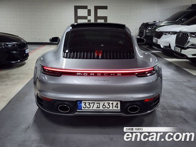 Porsche 911 (992) Carrera, 2020 4