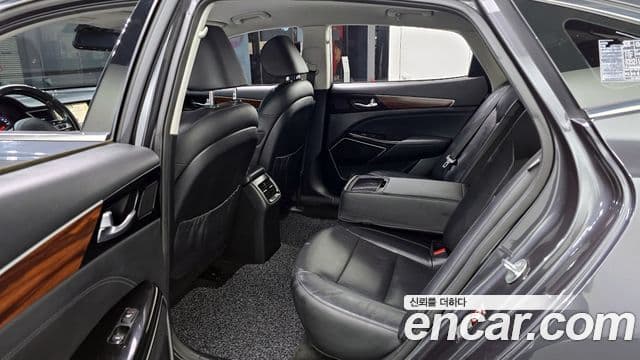 Kia All New K7 Prestige, 2016 13