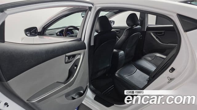 Hyundai Avante MD M16 GDI Smart, 2014 18