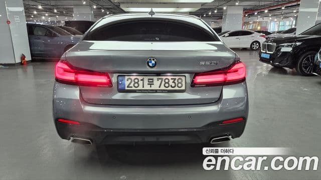 BMW 5시리즈 (G30) 520i M Sport, 2023 все фото
