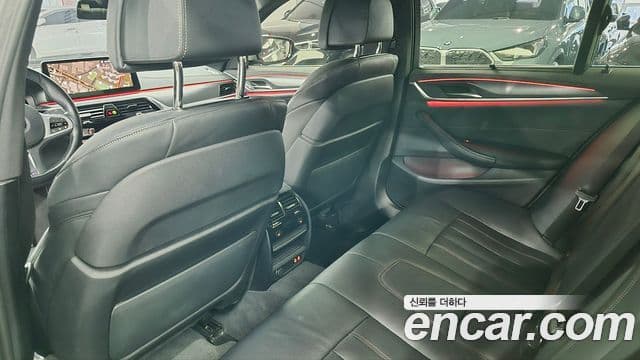 BMW 5시리즈 (G30) 520i M Sport, 2023 11
