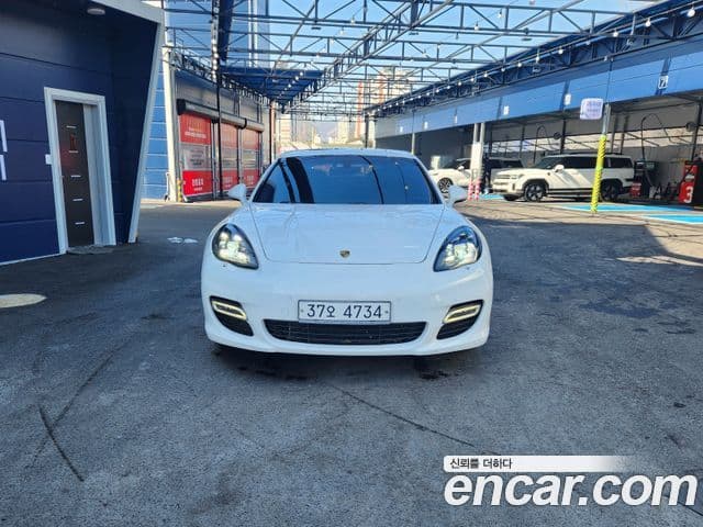 Porsche Panamera 970, 2011 1
