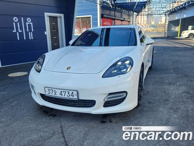 Porsche Panamera 970, 2011 3