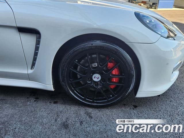 Porsche Panamera 970, 2011 6