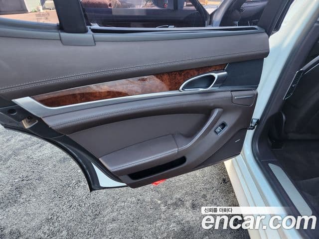 Porsche Panamera 970, 2011 11