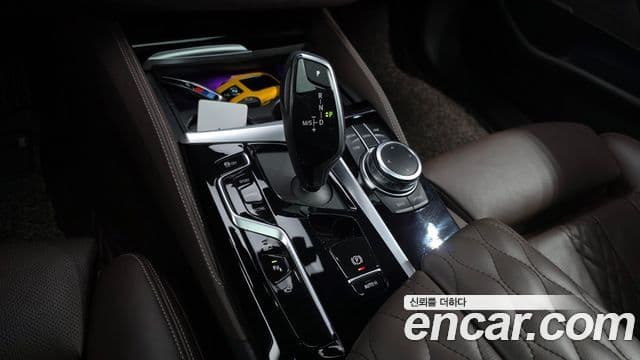 BMW 5시리즈 (G30) 530e M Sport, 2022 9