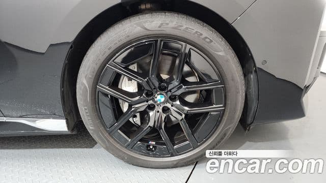 BMW i7 (G70) xDrive 60 M Sport, 2023 все фото