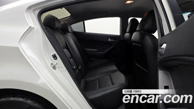 Kia The / новый New K3 Style, 2017 12